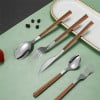 Juego de cubiertos de acero inoxidable | Cuchillo, tenedor, cuchara y palillos | Mango con veta de madera para carne y comida asiática | Utensilios ecológicos