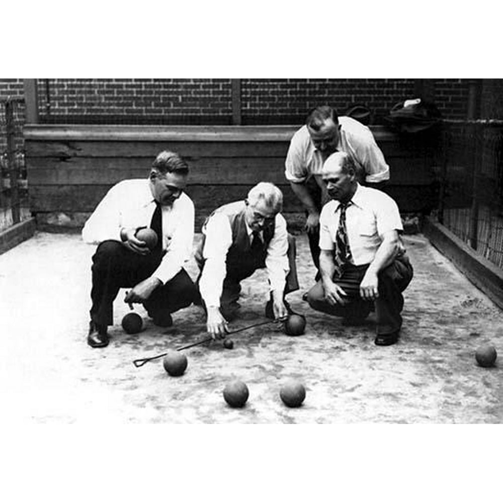 Bocce Balls, Philadelphia, PAFine Art Canvas Print (20" x 30