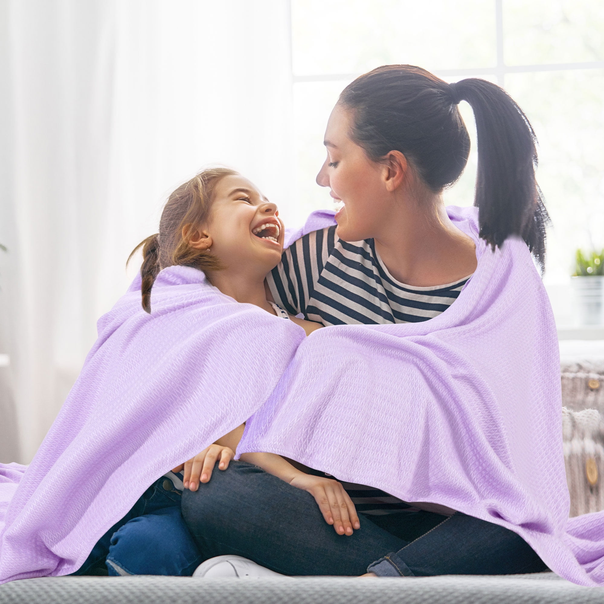 REGALWOVEN Bamboo Viscose Cooling Blanket All Seasons Breathable for Hot Sleepers for Bed, Sofa Twin Lavender
