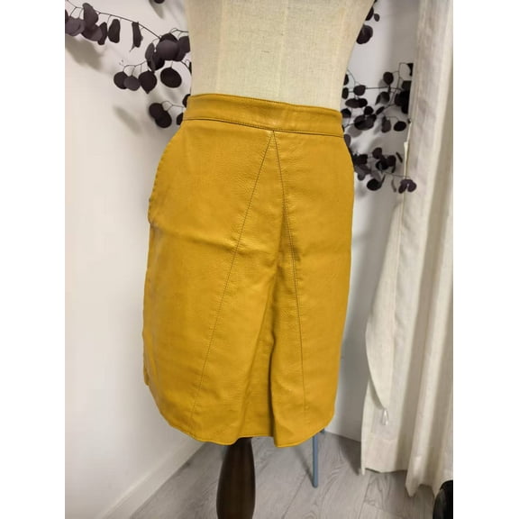Women's Ladies Elegant PU leather skirt in ginger yellow size XS