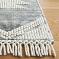 thumbnail image 3 of SAFAVIEH Marbella Annabelle Diamond Area Rug, Ivory/Black, 6' x 9', 3 of 8