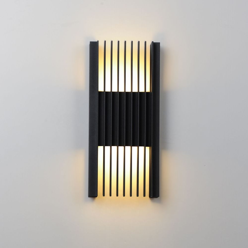 ET2 Rampart Large LED Outdoor Wall Sconce - Black - E30116-BK