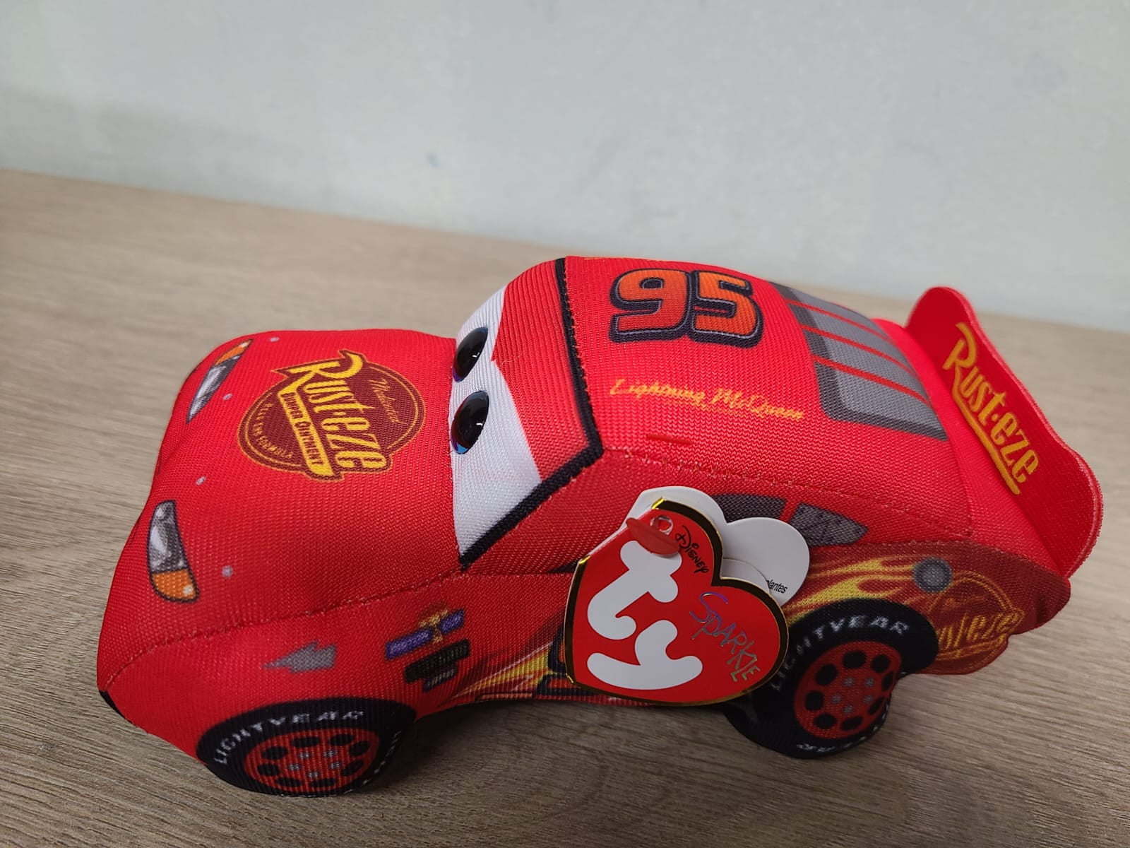 Disney Plush - Lightning McQueen - Cars