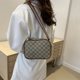 thumbnail image 4 of Bolso Hombro Casual Cuadrado Retro Bandolera Cuero PU Diseñador para Mujer (marrón Claro), 4 of 6