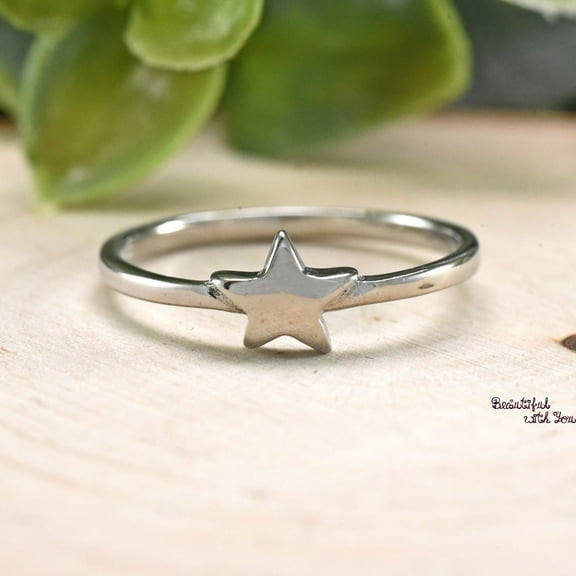 Simple Sterling Silver Star Ring, Cute Star Silver Ring Womens Star Ring Silver, Minimalistic Fashion Star Band Ring Size 4.5