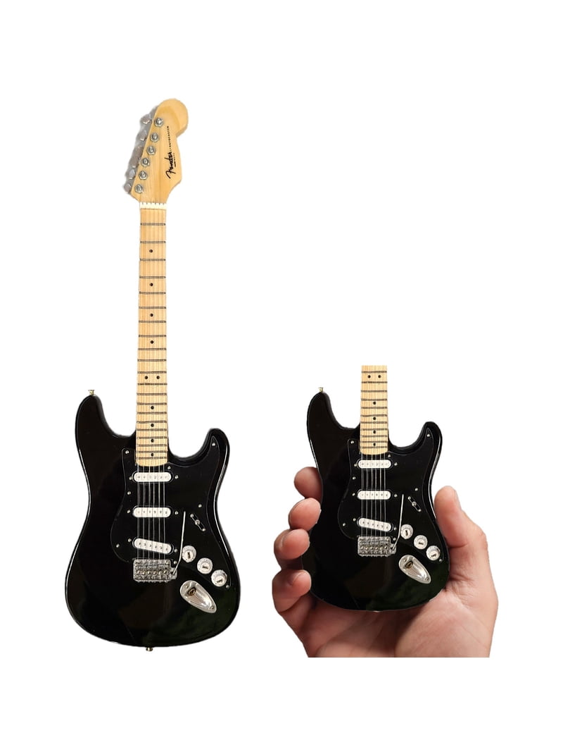 AXE HEAVEN FS-009 Licensed Fender Stratocaster Black Guard