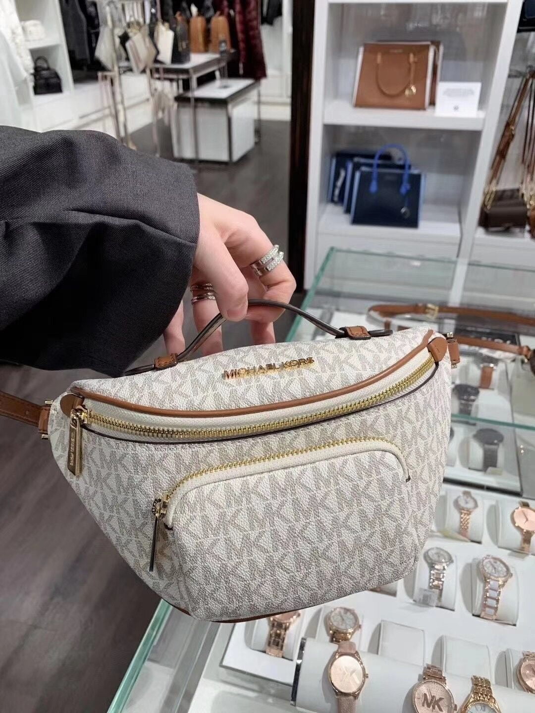 Michael kors erin handbag Clearance