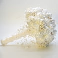 thumbnail image 1 of XmhyTop Ramo de novia redondo con broche brillante, ramo de rosas artificiales para novia, dama de honor, boda (blanco), 1 of 5