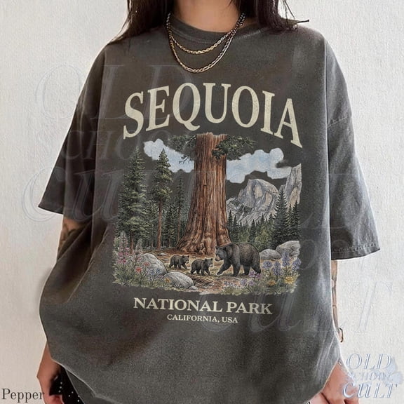 Sequoia National Park Vintage 90s Graphic T-Shirt, Retro California Giant Tree Forest USA Wildlife Bear Tee, Unisex Cotton T-Shirt, Sizes S-3XL