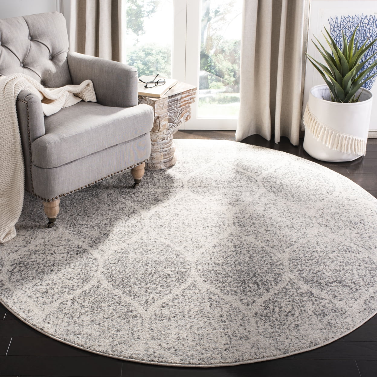 SAFAVIEH Madison Leighton Geometric Area Rug, Ivory/Silver, 8' x 10'