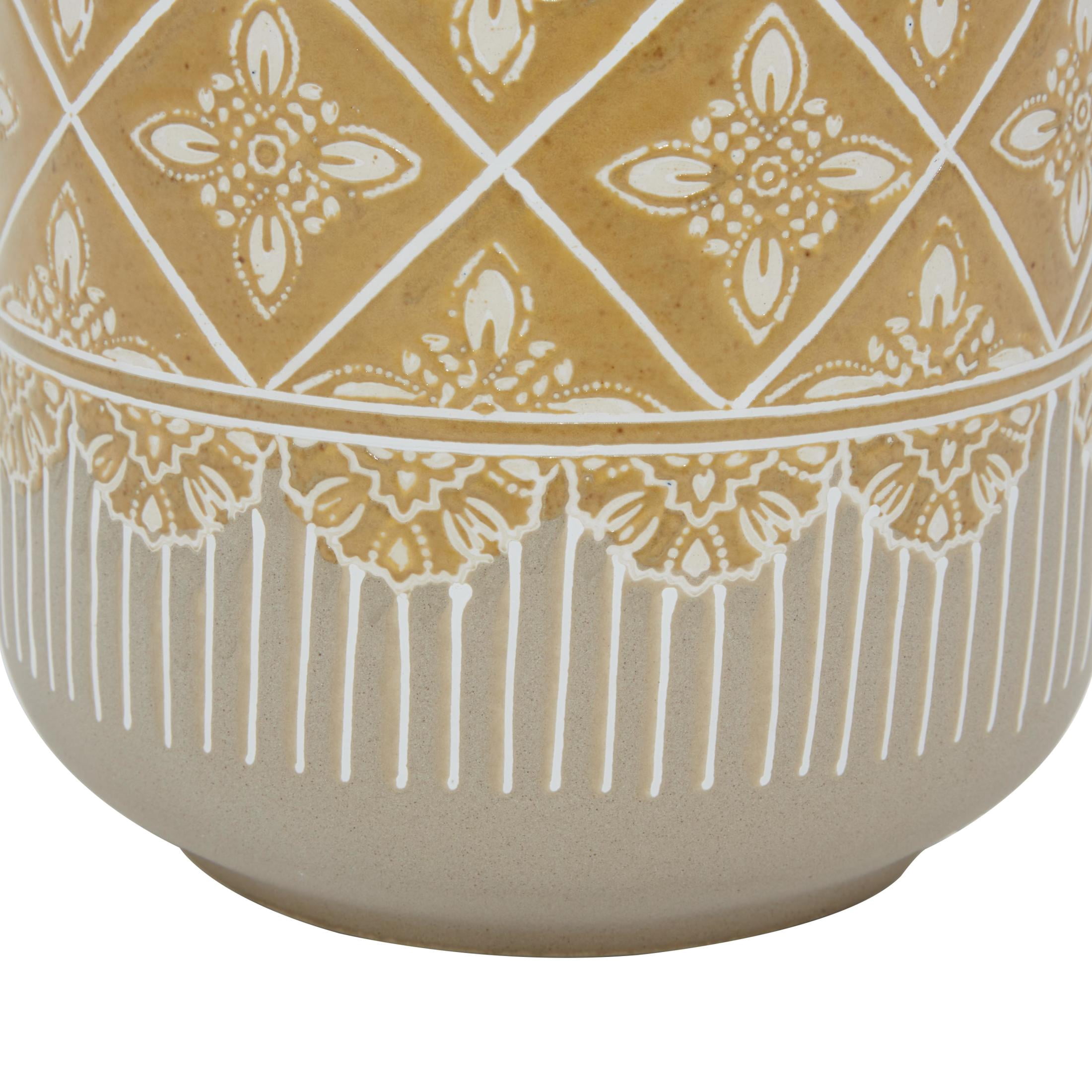 DecMode 9", 11"H Floral Handmade Beige Ceramic Vase with Diamond Pattern, Set of 2