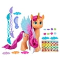 thumbnail image 1 of Set de Juego Hasbro My Little Pony Sunny Starscout Peinados con estilo Figura de poni naranja de 15 cm, 1 of 4