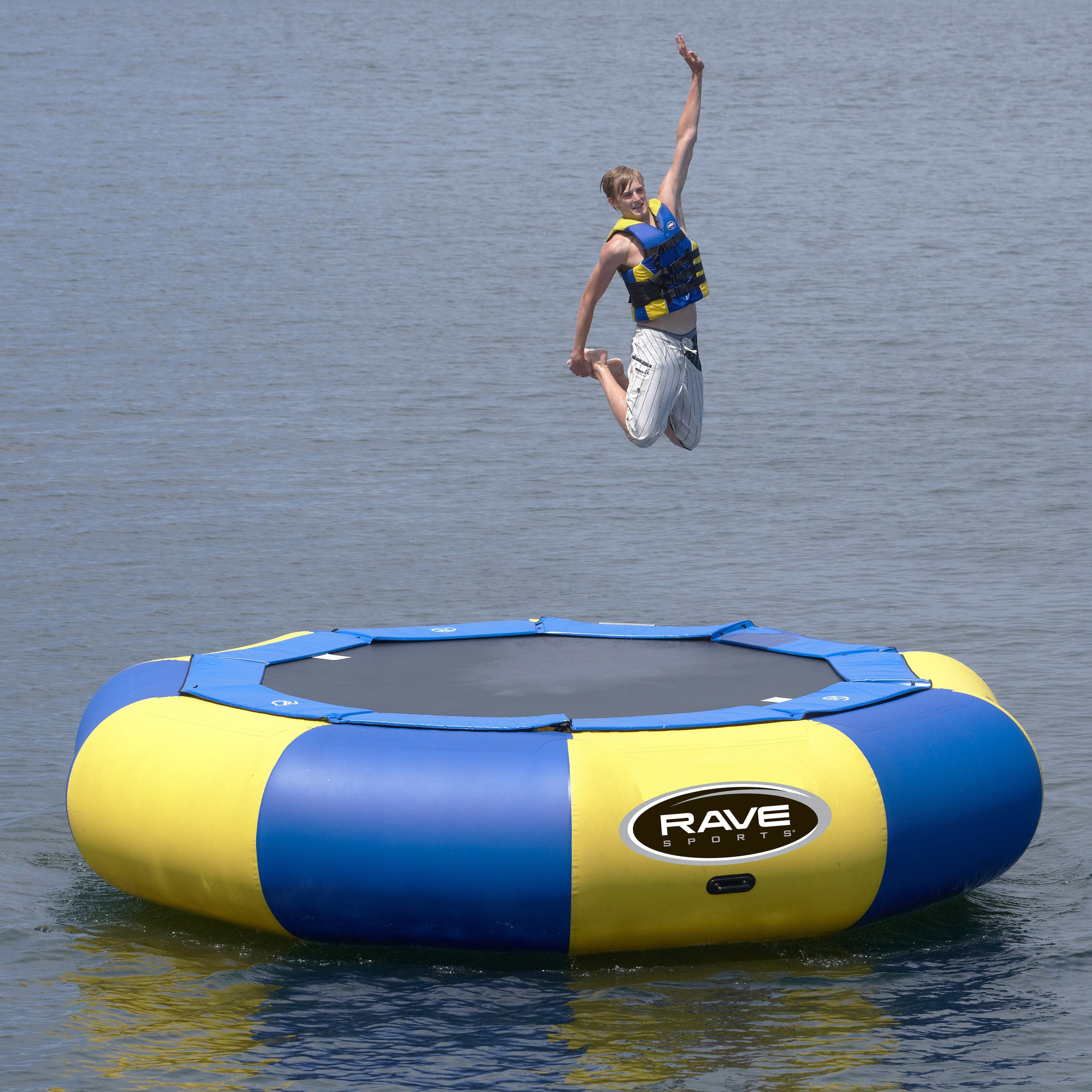 15 ft. RAVE Sports Aqua Jump Eclipse Water Trampoline Package - Walmart.com