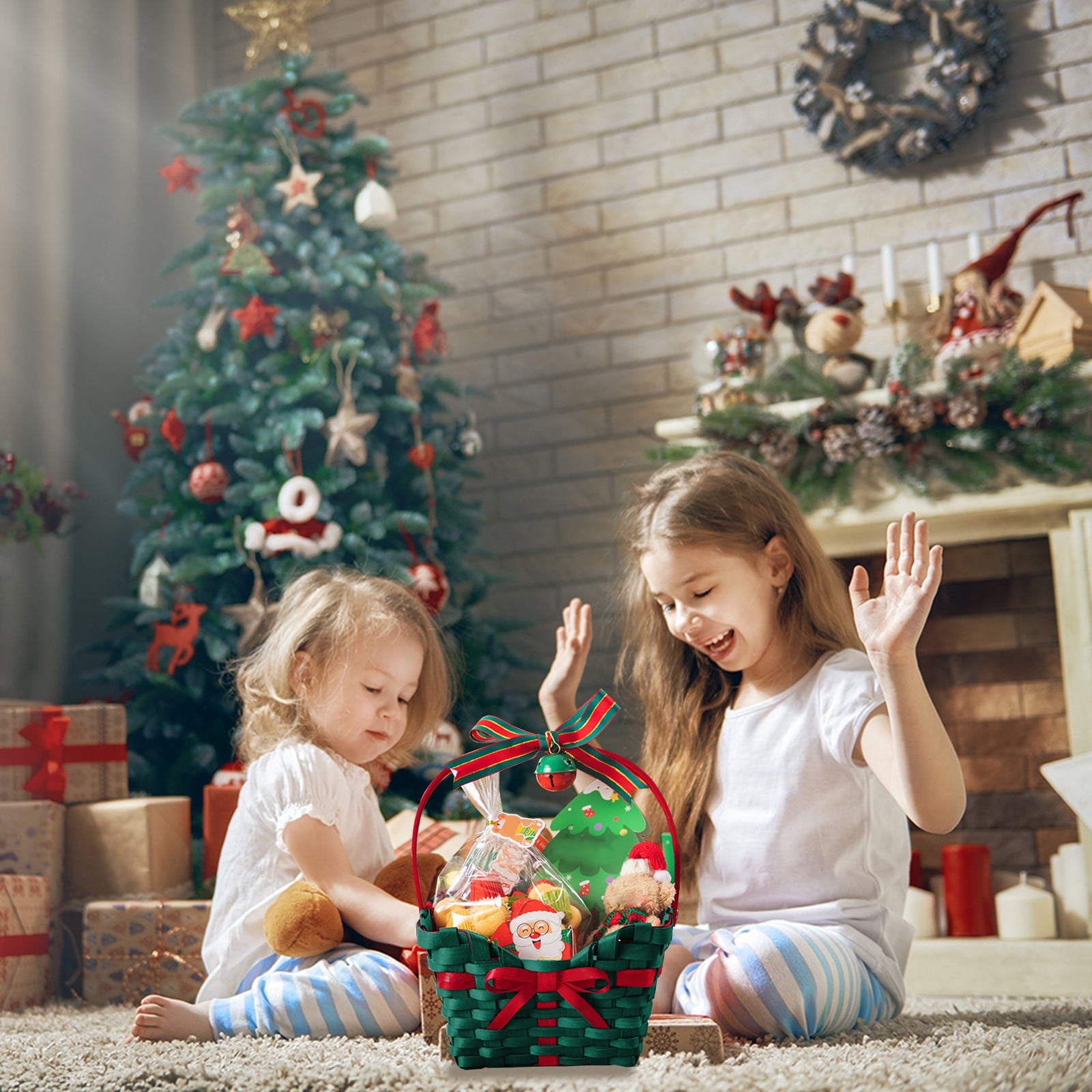 Christmas Basketeers Chocolate Gift Basket Snack Gifts Basket, Exquisite Hand-Woven Basket with Bow Ribbon and Bells, for Home Christmas Decorations Gift