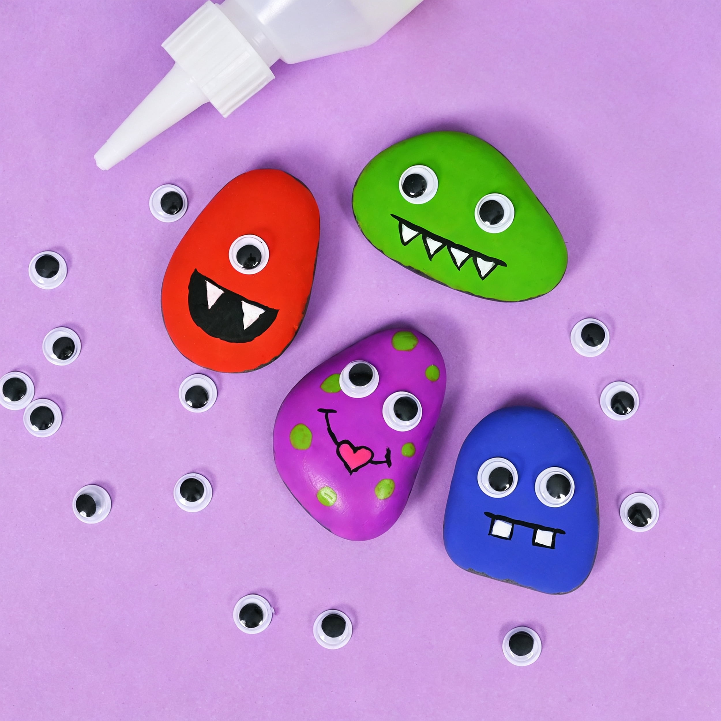 Hello Hobby 300 Count 10mm Wiggle Eyes for Kids Crafts