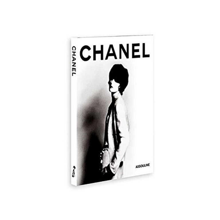CHANEL, Other, Chanel Set Of 3 Hardcover Books In Display Box 220