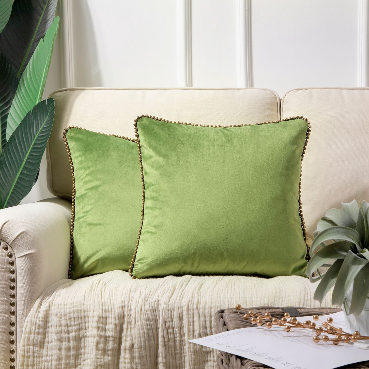 Phantoscope Velvet Decorative Throw Pillows with Inserts, Particle Trim, 18 x 18 in, Light Green, 2 Pack