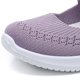 thumbnail image 3 of Zapatos para caminar de malla de mujeres Slip on Run Running Shoe Nurse Workse Works Anti-Slip para interiores al aire libre, 3 of 6