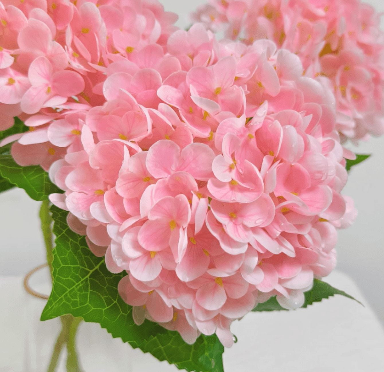 RuWeoMaa Real Touch Blue Hydrangea Artificial Flowers with Stems, Fake Silk Flowers for Outdoors, 1 Pcs Artificial Flowers for Home Decor Wedding Bouquets Centerpieces Vase