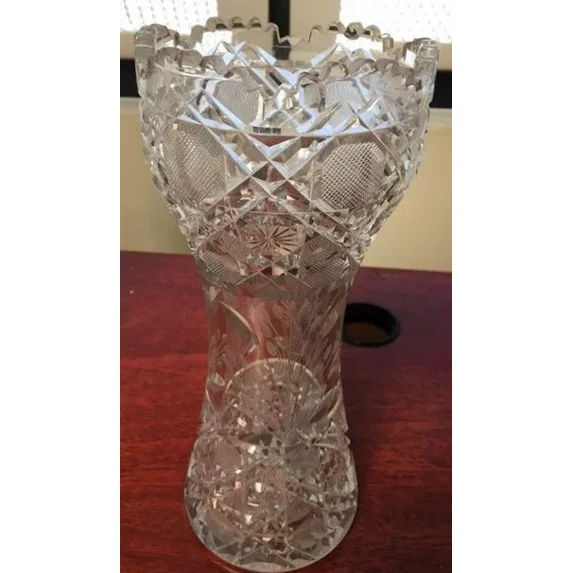 Pre-Owned Unbranded ABP Vase Pressed Cut Glass 10" Tall