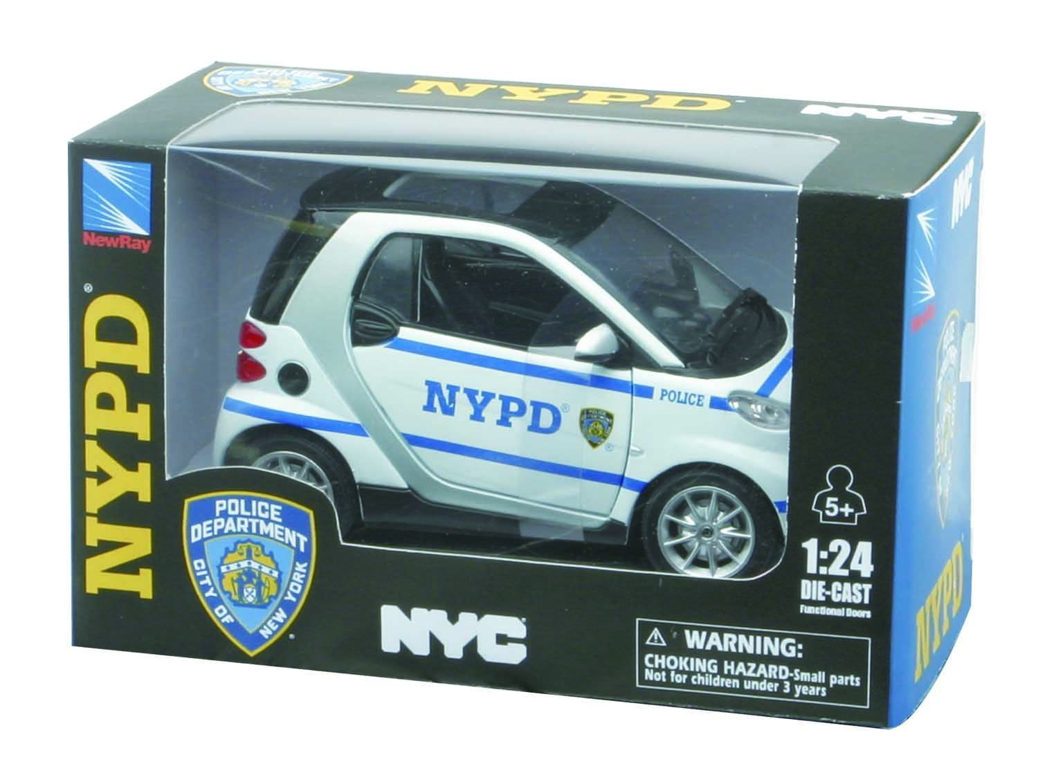 71203 Smart For Two NYPD Police Car 1/24 Diecast Model Car, Brand new 1