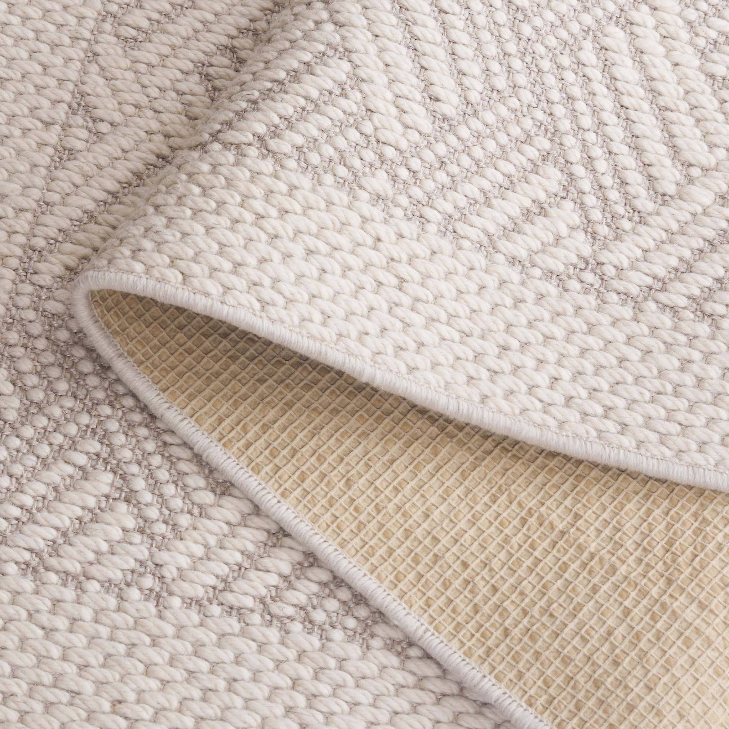 SAFAVIEH Palm Beach Clover Geometric Area Rug, Ivory, 6' x 9'