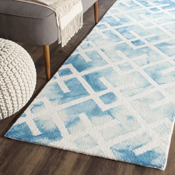 Safavieh Dip Dye Seanna Distressed Runner Rug, Blue/Ivory, 2'3" x 8'