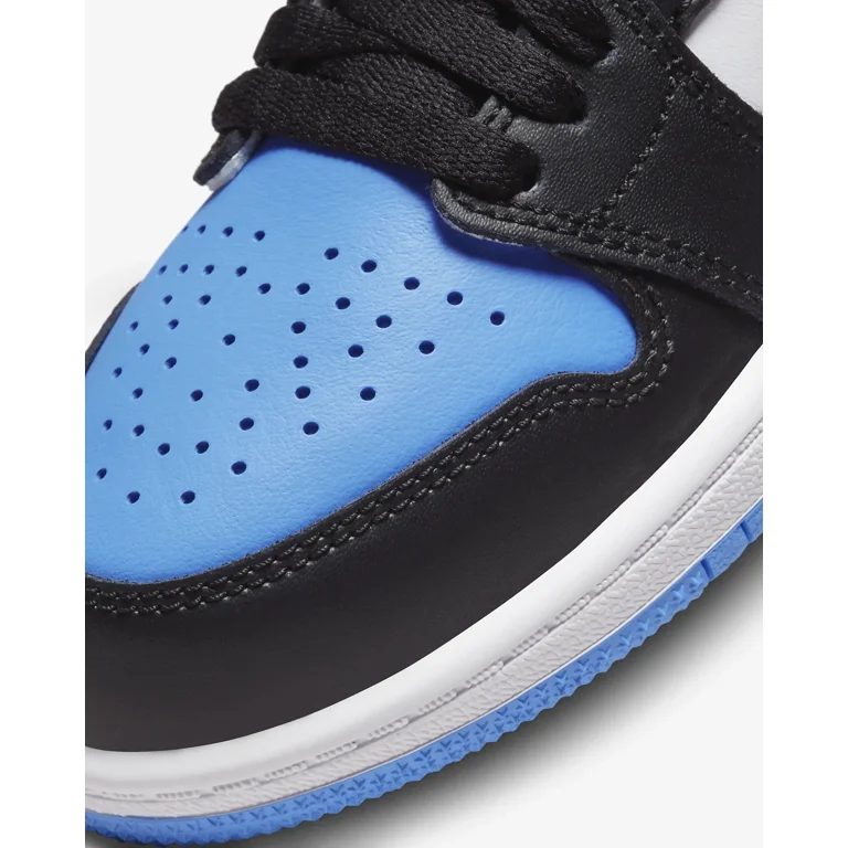 Air Jordan 1 Retro High OG University Blue Grade School Lifestyle Shoes  (Black/Blue)
