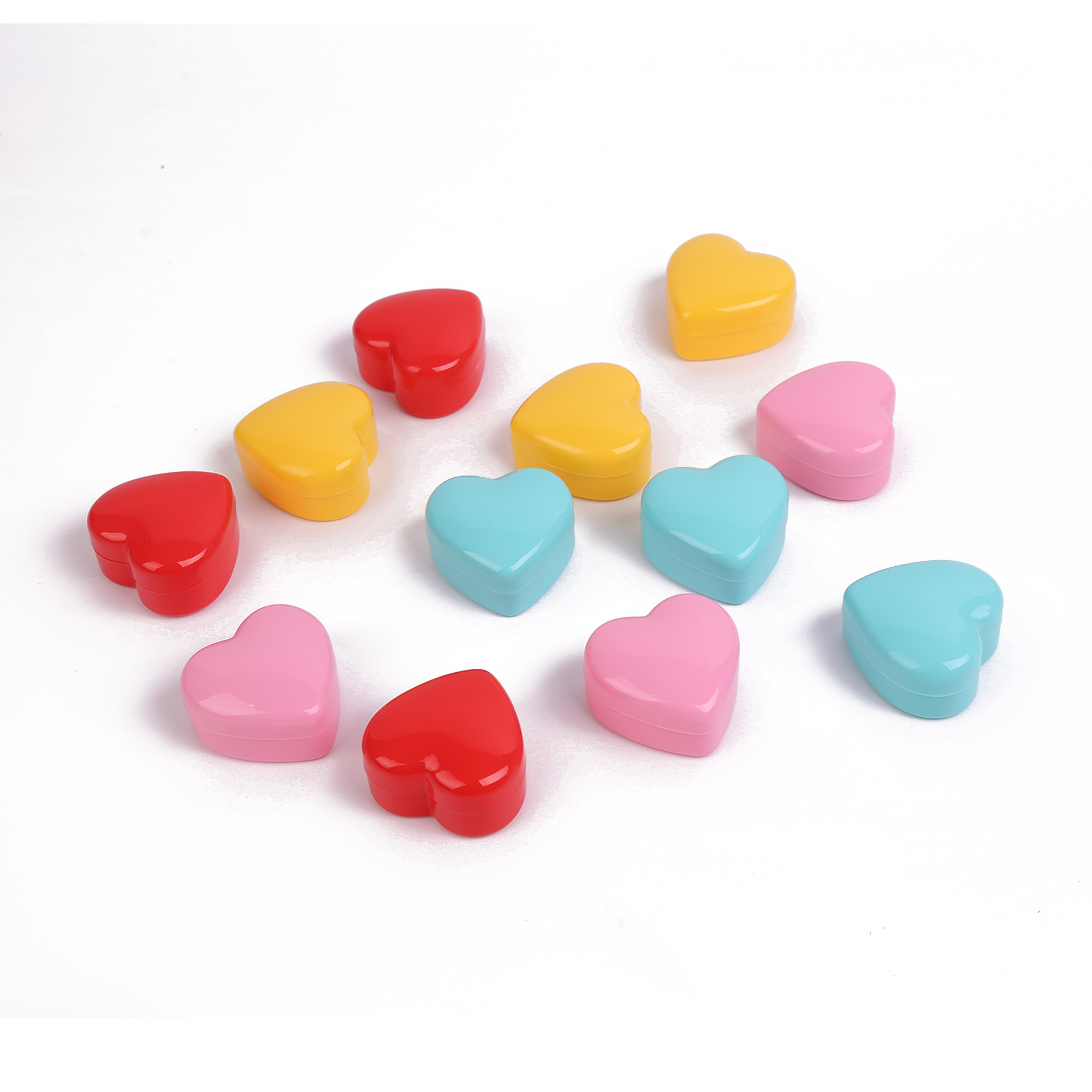 5 oz Heart Containers with Lids – KSC