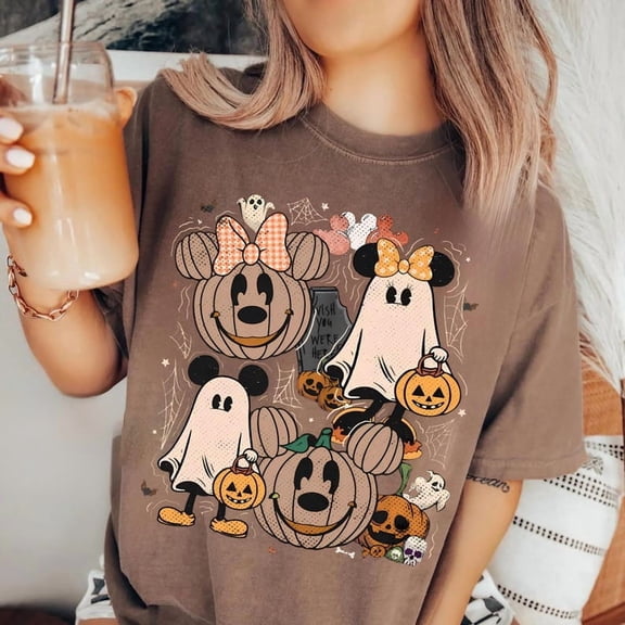 Retro Halloween Character Shirt | Spooky Pumpkin Tee | Ghost & Pumpkin Graphic T-Shirt | Cute Halloween Couple Gift | Fall Shirt