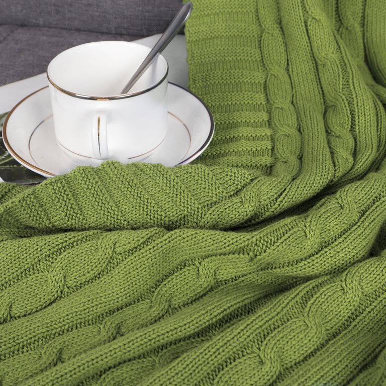 Green cable 2024 knit blanket