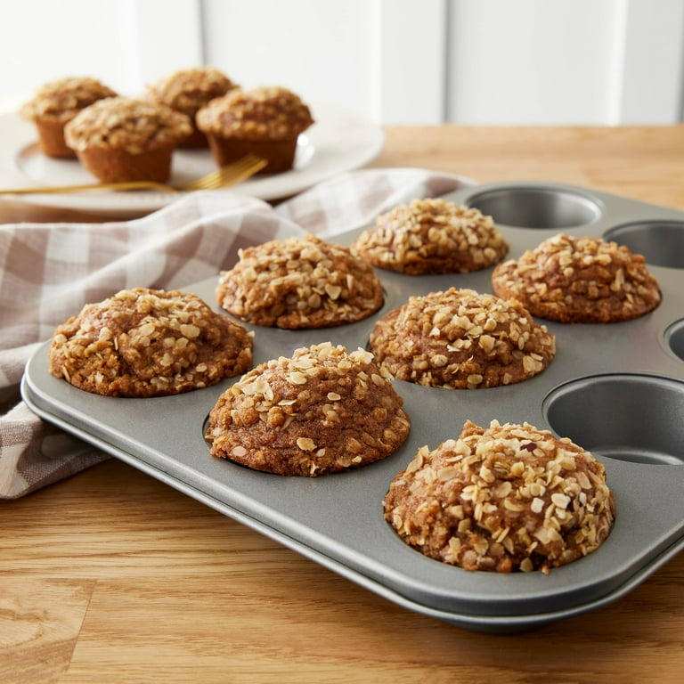  Wilton Recipe Right Nonstick 12-Cup Regular Muffin Pan (2,  STANDARD): Home & Kitchen