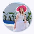 thumbnail image 4 of Sombrero Derby de verano de ala ancha de paja para mujer, sombreros suaves plegables para el sol para la playa, 4 of 5