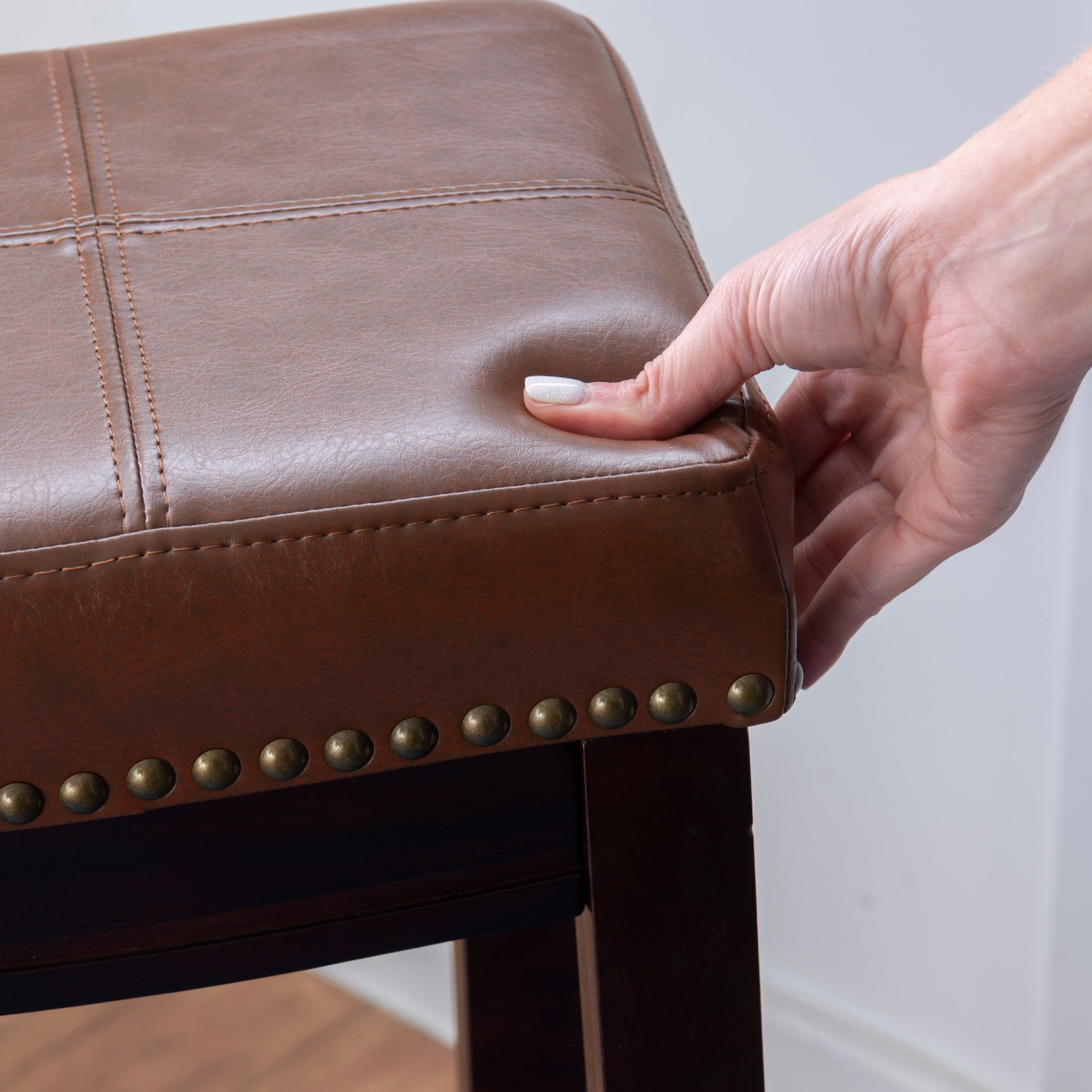 Linon Claridge 32 Backless Wood Bar Stool, Rich Brown with Natural Linen  Fabric, Includes 1 Stool