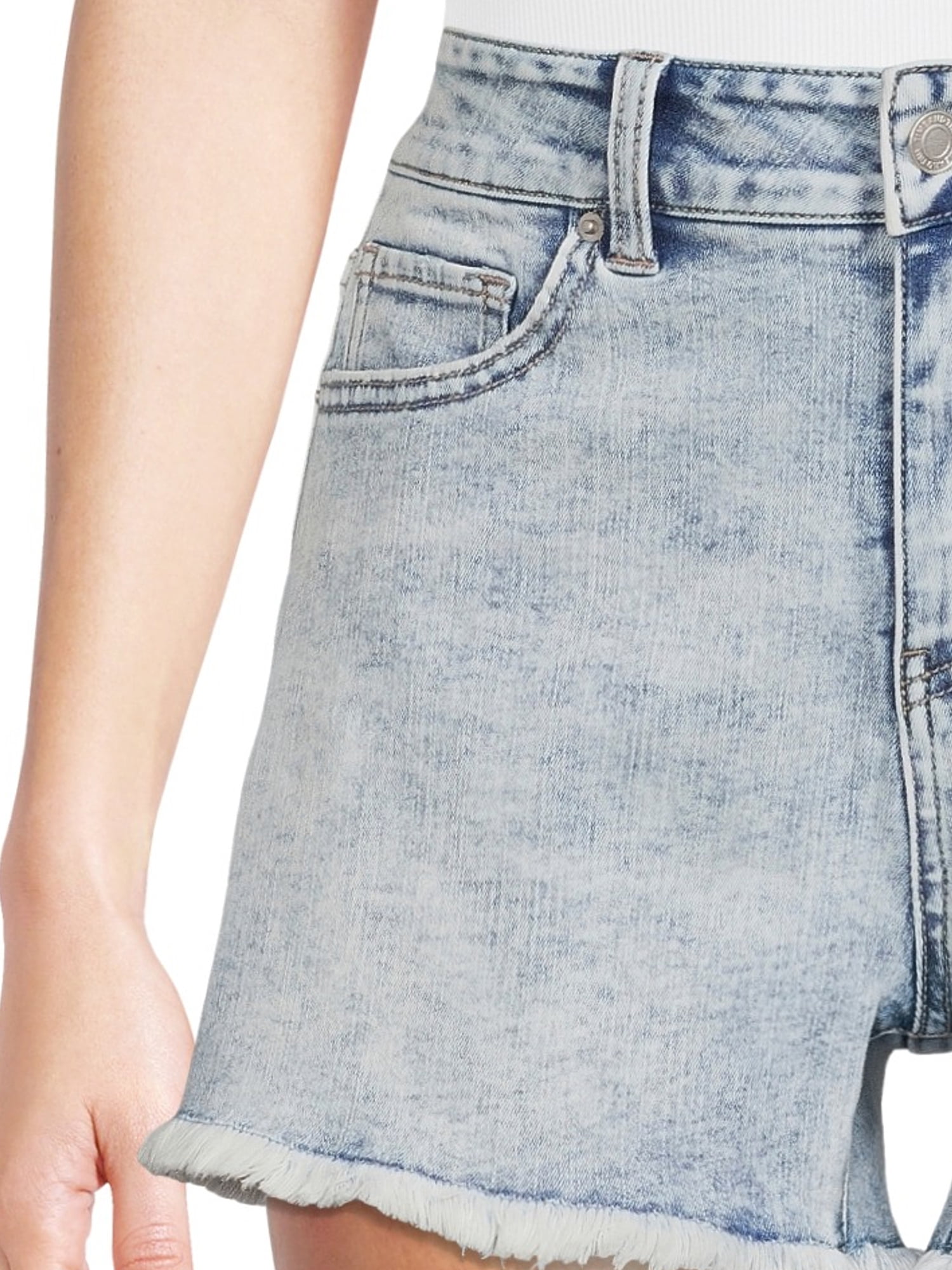 Time and Tru Women's High Rise Frayed Hem Denim Short