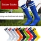 thumbnail image 5 of Toystoory Pantorrilla con espinilleras convenientemente instaladas con calcetines deportivos de tubo largo Calcetines deportivos duraderos y Uniforme atlético Rayas azules, 5 of 6