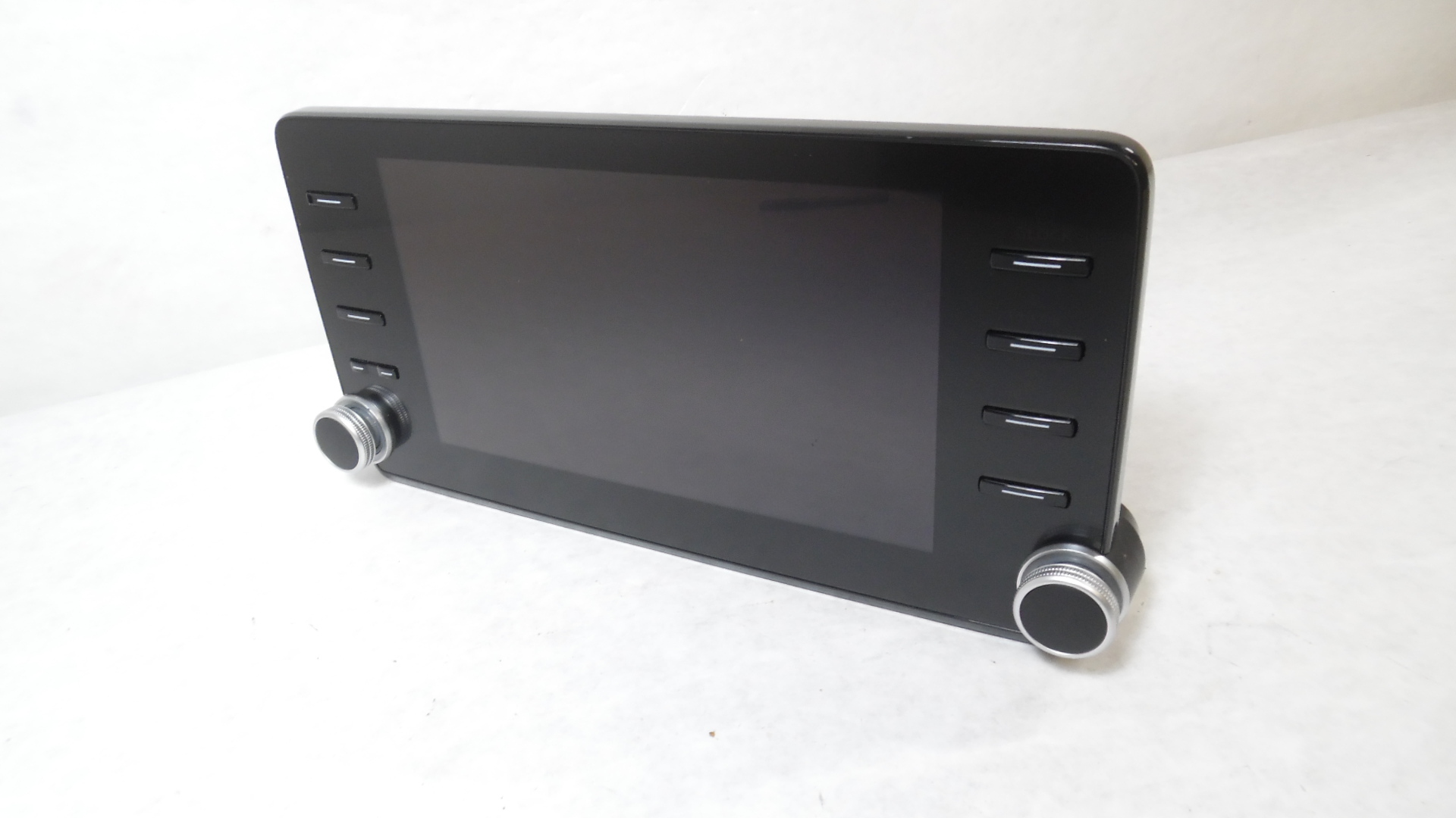 Pre-Owned 2018-2022 Honda Accord Radio Media Information Display Screen 8.0 OEM - Verify Specific Vehicle Fitment In Description - (Good)
