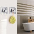 thumbnail image 3 of Ganchos adhesivos Ganchos de pared resistentes Percha impermeable de acero inoxidable para colgar abrigos, sombreros, toallas, batas, ganchos para montaje en pared, baño y dormitorio, 4 paquetes, 3 of 5