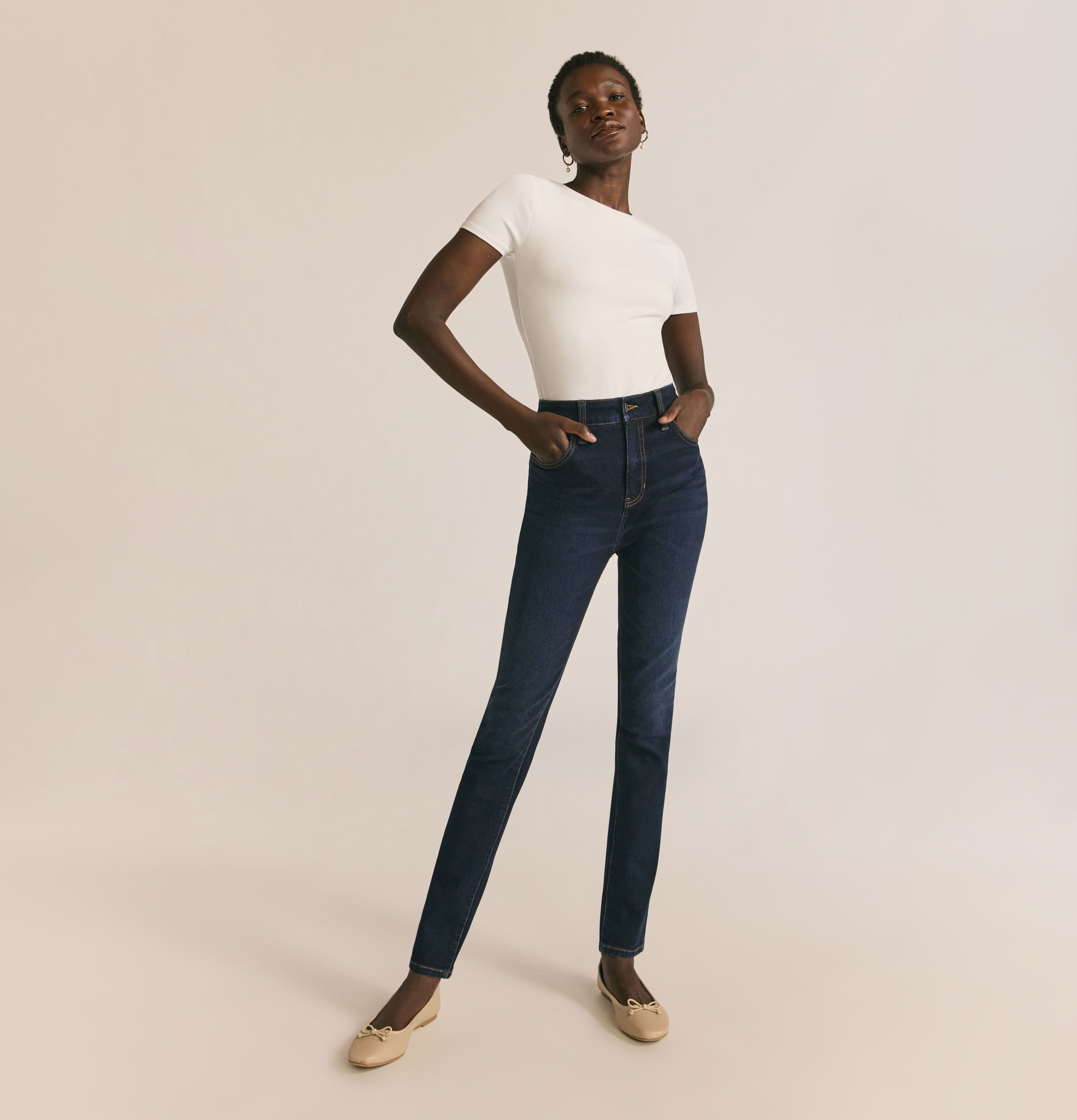 Time and Tru Women's Smoothing Bodysuit with Short Sleeves, Sizes XS-XXXL