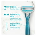 thumbnail image 3 of Venus Smooth Razor for Women, 3 Blades, Manual Razor, Handle and 2 Blade Refills, Blue, 3 of 11