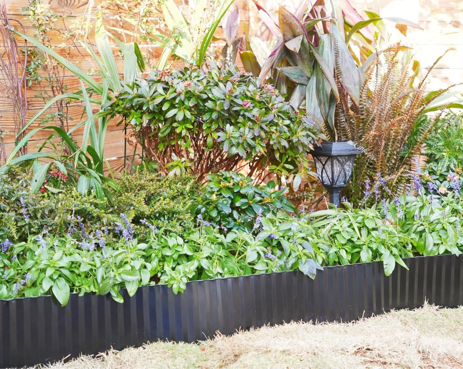 Tramull Corrugated Garden Edging Border,8" x 20' Landscape Paver Edging, Tall Landscape Edging, Fence for Garden, Flower Bed, Lawn and Landscape Edging (Black)