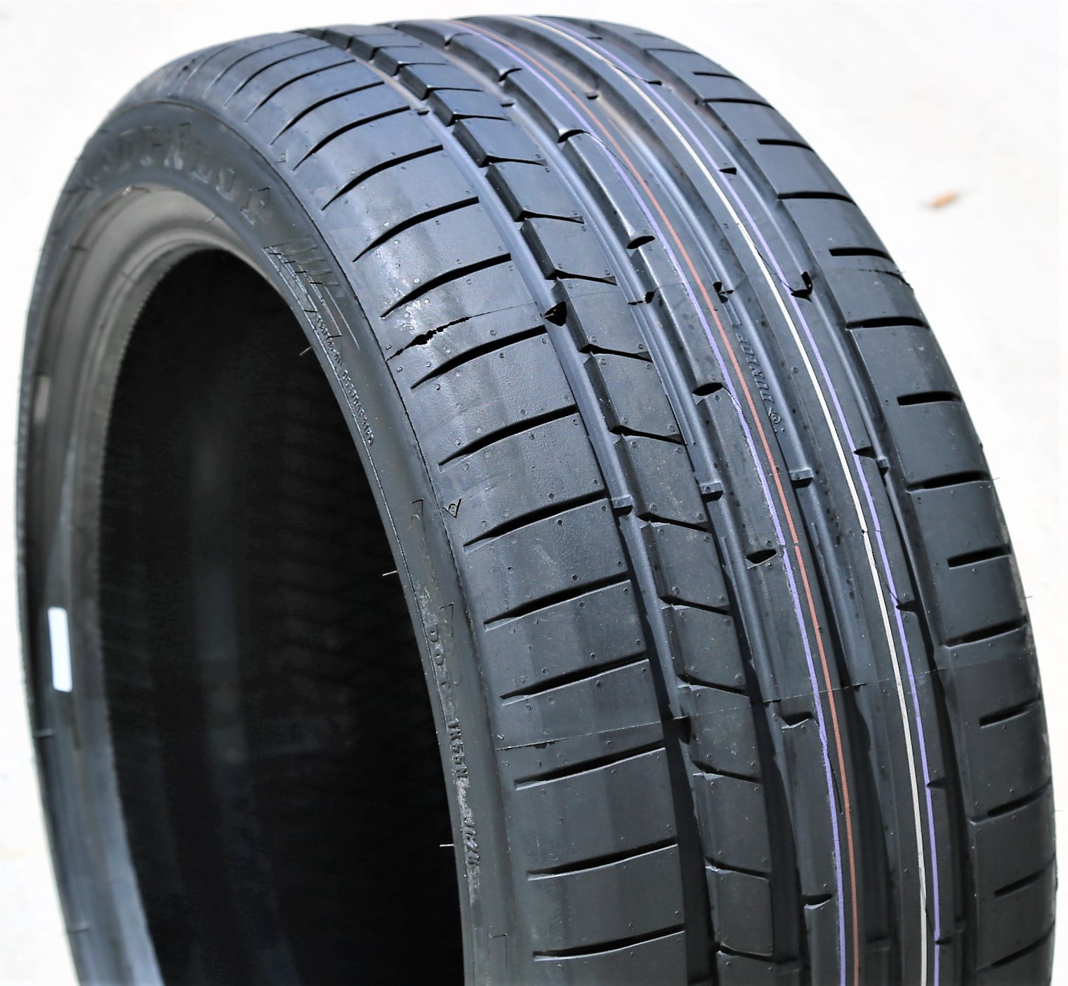 Dunlop Sport 100Y GT, Ford Fits: Ford EcoBoost Maxx Performance Mustang 255/40ZR19 2015-23 Mustang 2014 Premium Rt2 Tire