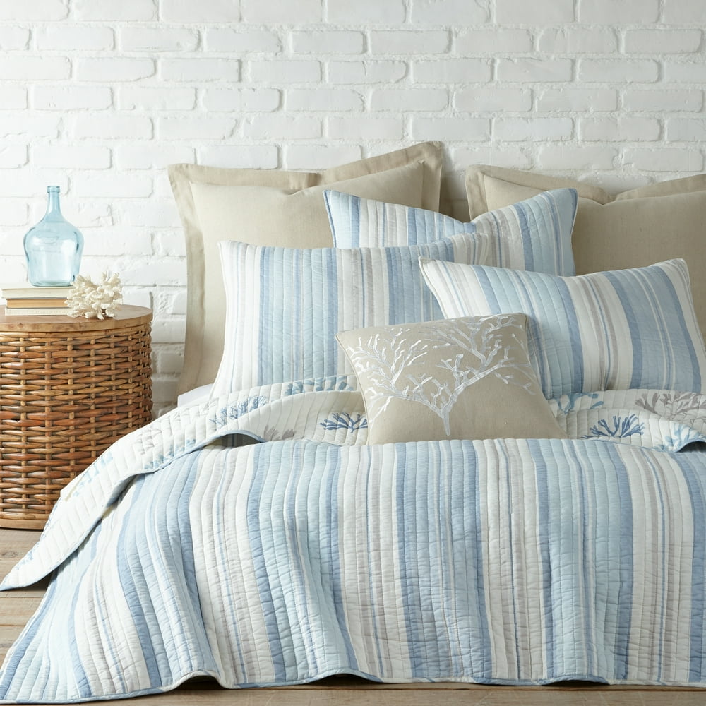 Levtex Home Ipanema Quilt Set Full/Queen Quilt + Two Standard