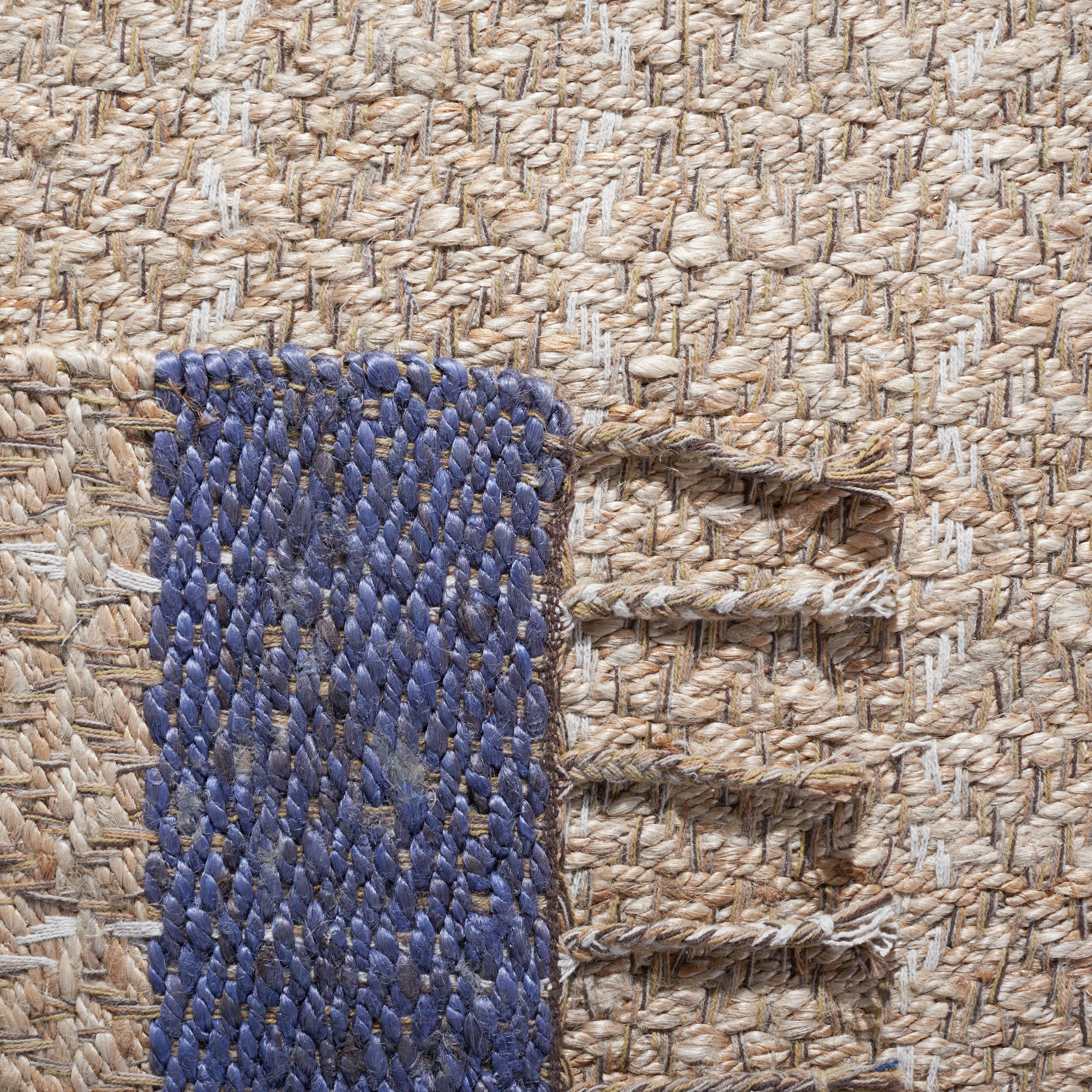 SAFAVIEH Cape Cod Kristen Distressed Area Rug, Natural/Purple, 5' x 8'