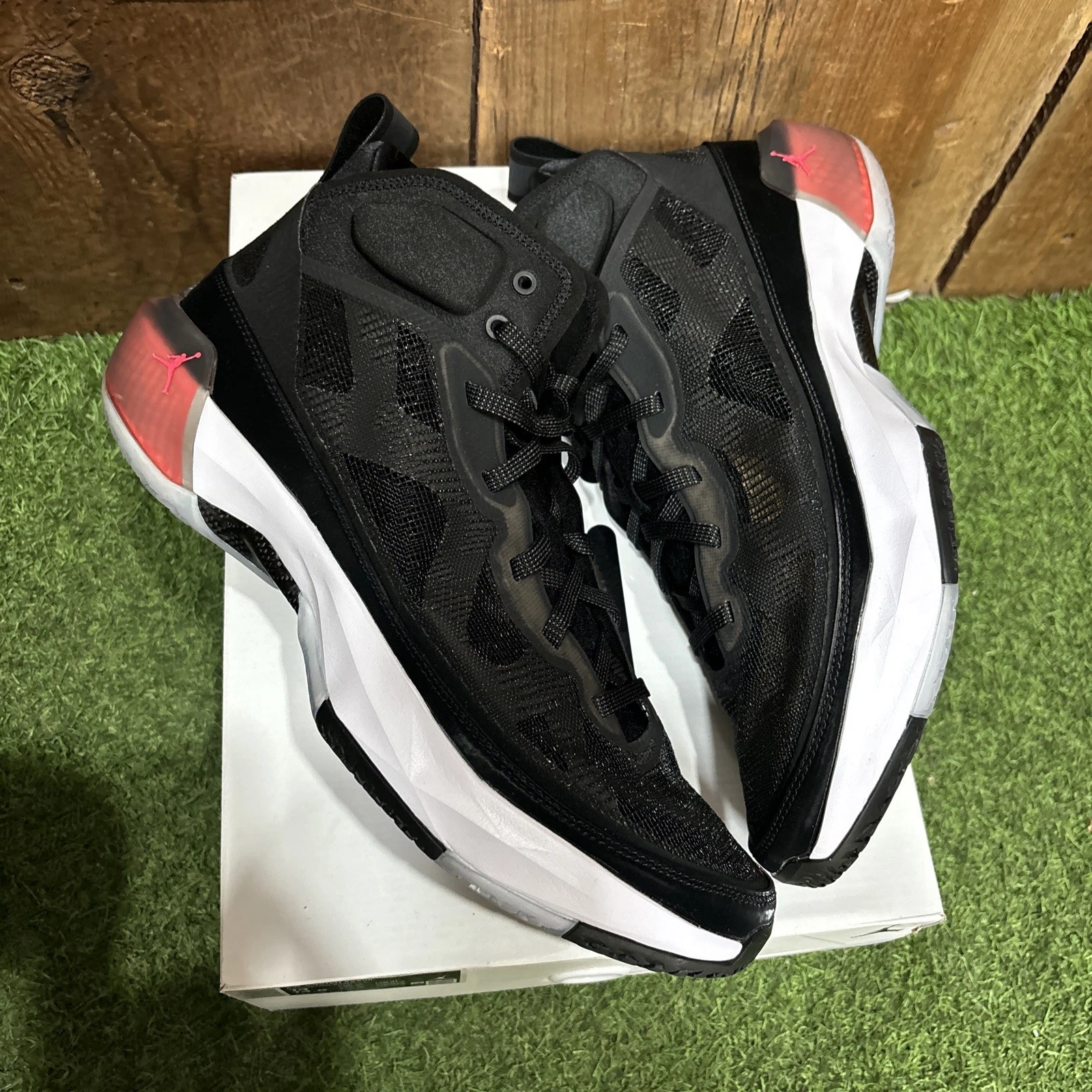 【Nike】【 Air Jordan 37 PRM PF】26.5 Nike Air Jordan 37 'Black Hot Punch' Sneakers Basketball Shoes