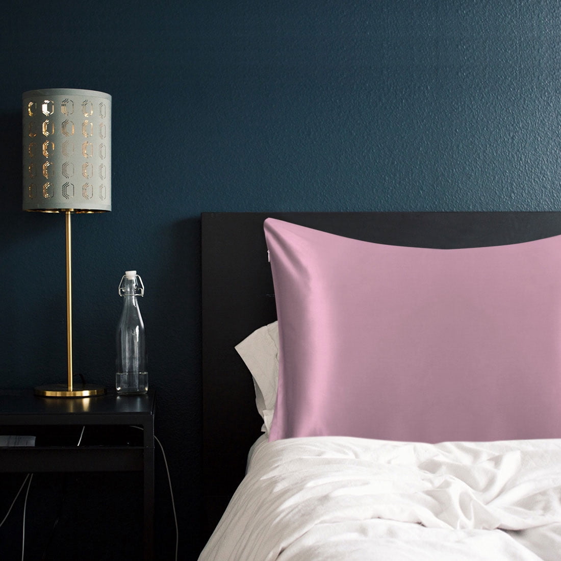 PiccoCasa Silk Pillowcases for Hair and Skin with Zipper Closure Queen Mauve