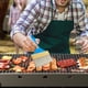 thumbnail image 4 of Pincel de limpieza con mango de madera - Cerdas suaves para cocina, barbacoa y camping - Pincel de plástico azul de 8,66 pulgadas para cocinar, repostar y pintar, 4 of 6