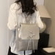 thumbnail image 4 of Mochila con cordón y solapa WDOplteas de Cuero PU para niñas, 4 of 9