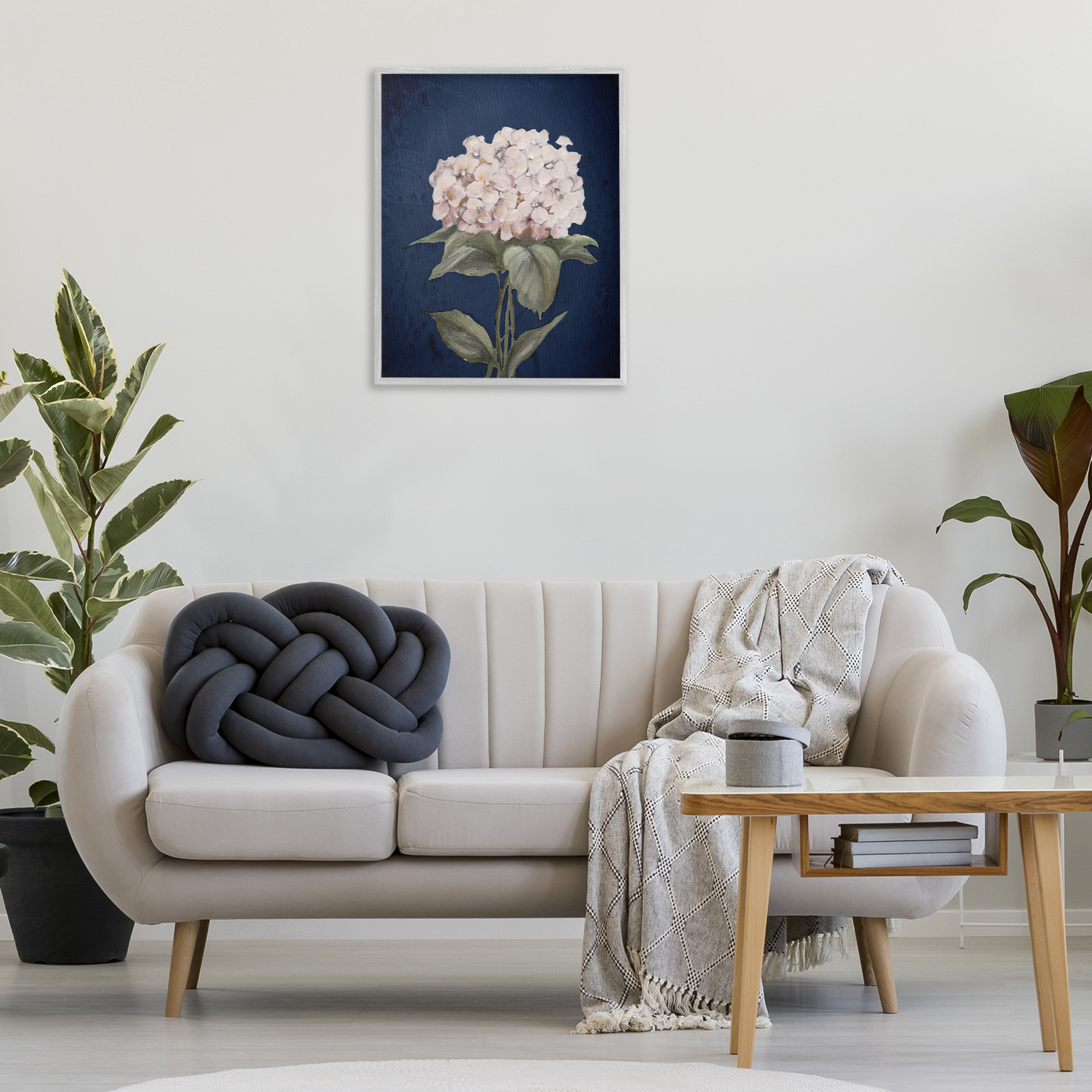 Stupell Industries Single Hydrangea Bloom Botanical & Floral Painting Gray Framed Art Print Wall Art, 24 x 30