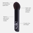thumbnail image 2 of Brocha de maquillaje Saie The Fluffy Brush Soft, vegana, libre de crueldad animal, 2 of 6